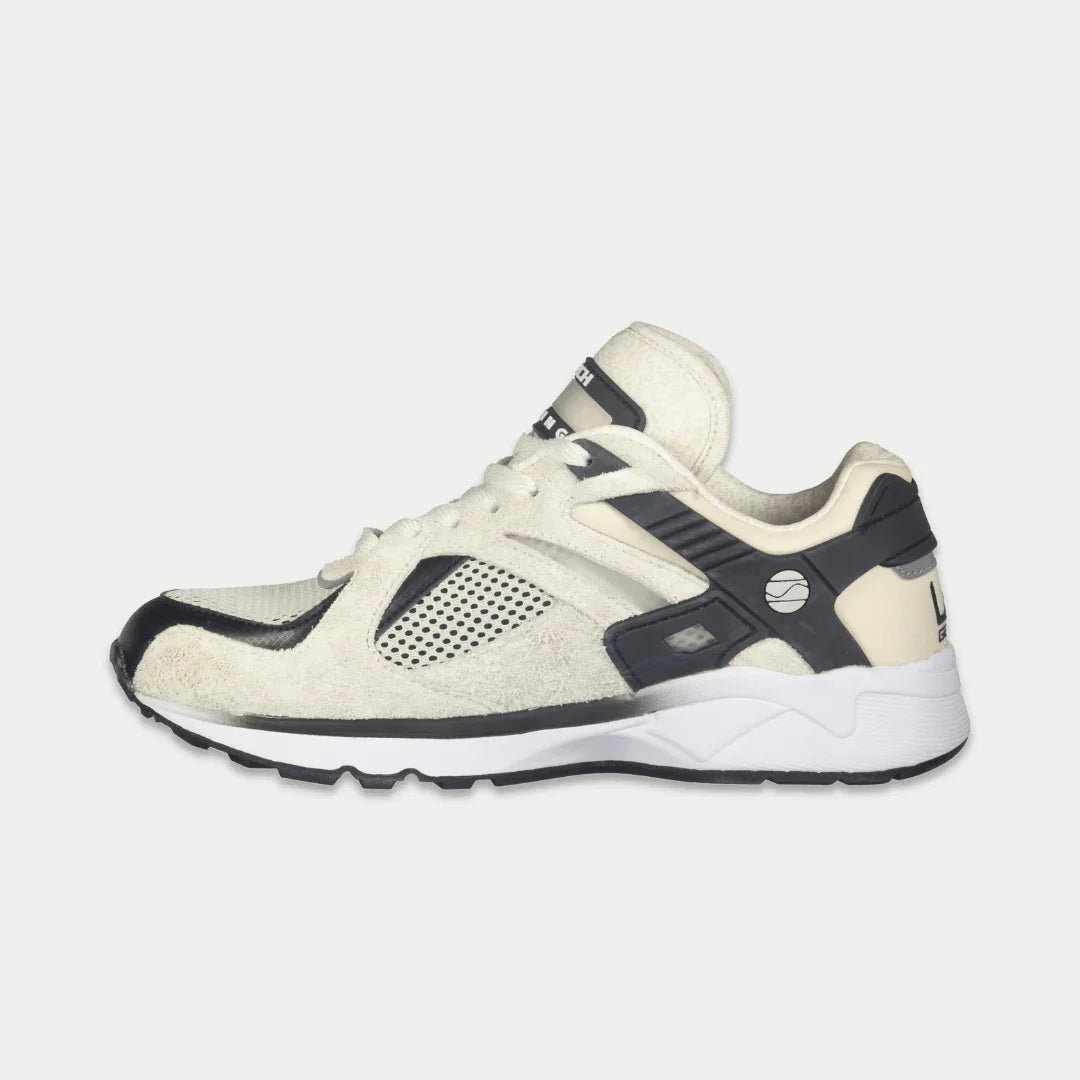 LA Gear Women's Catapult Light-up Lowtop